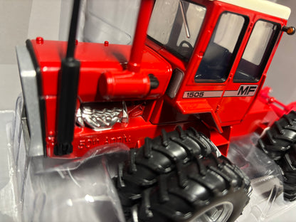 Massey Ferguson 1505 Prestige Tractor duals 1:32 scale ERTL 50 years edition 47559