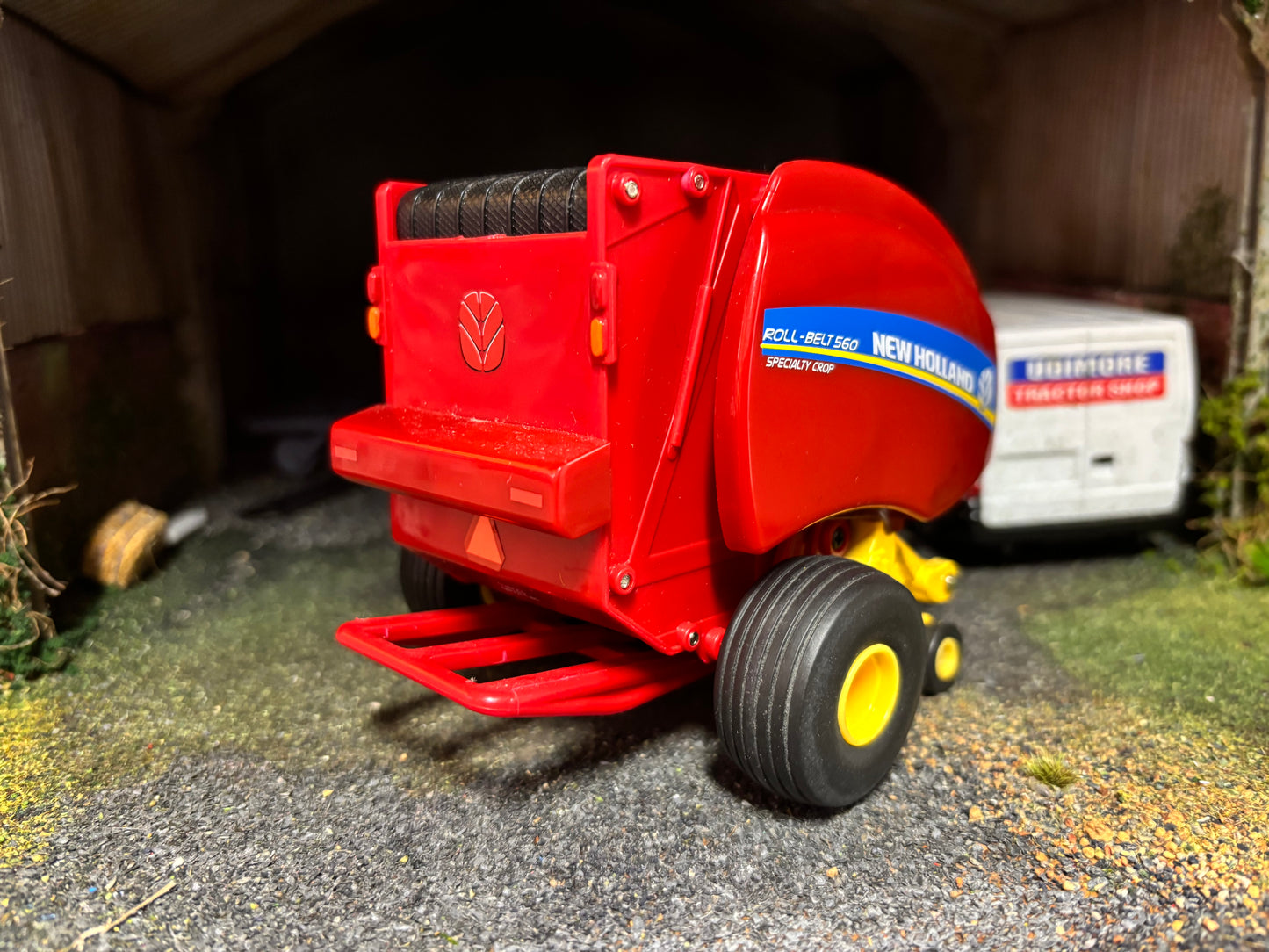 New Holland Round Baler by Graham Harold 1:32 scale Conversion
