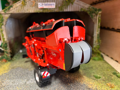 ROS 60254.0 KUHN FC 13460 RA Mower Conditioner 1:32 Scale – Boxed