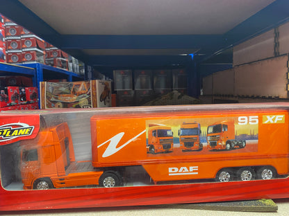 Fast Lane Toys R Us DAF Truck Transporter 1:32 scale boxed OBSOLETE 2007