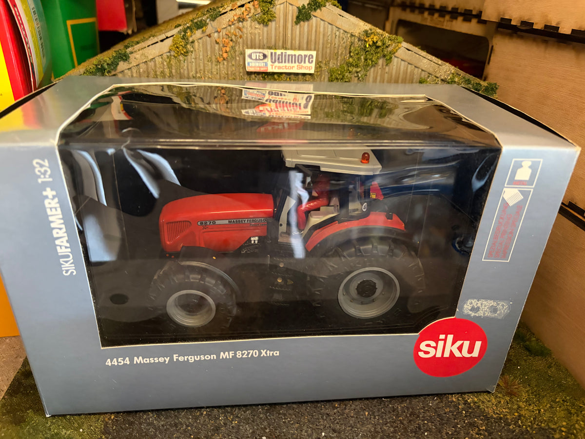 RARE Siku Farmer+ Massey Ferguson 8270 Xtra Tractor 4454 – 1:32 Scale Boxed
