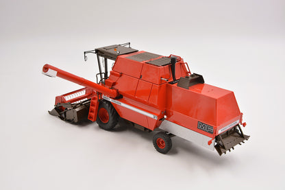 Limited Edition VKA Models Massey Ferguson MF21 Combine Harvester BOXED 1:32 Scale – Collection Only