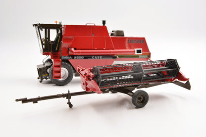 Limited Edition VKA Models CASE International Dania D8500 Combine Harvester BOXED 1:32 Scale – Collection Only
