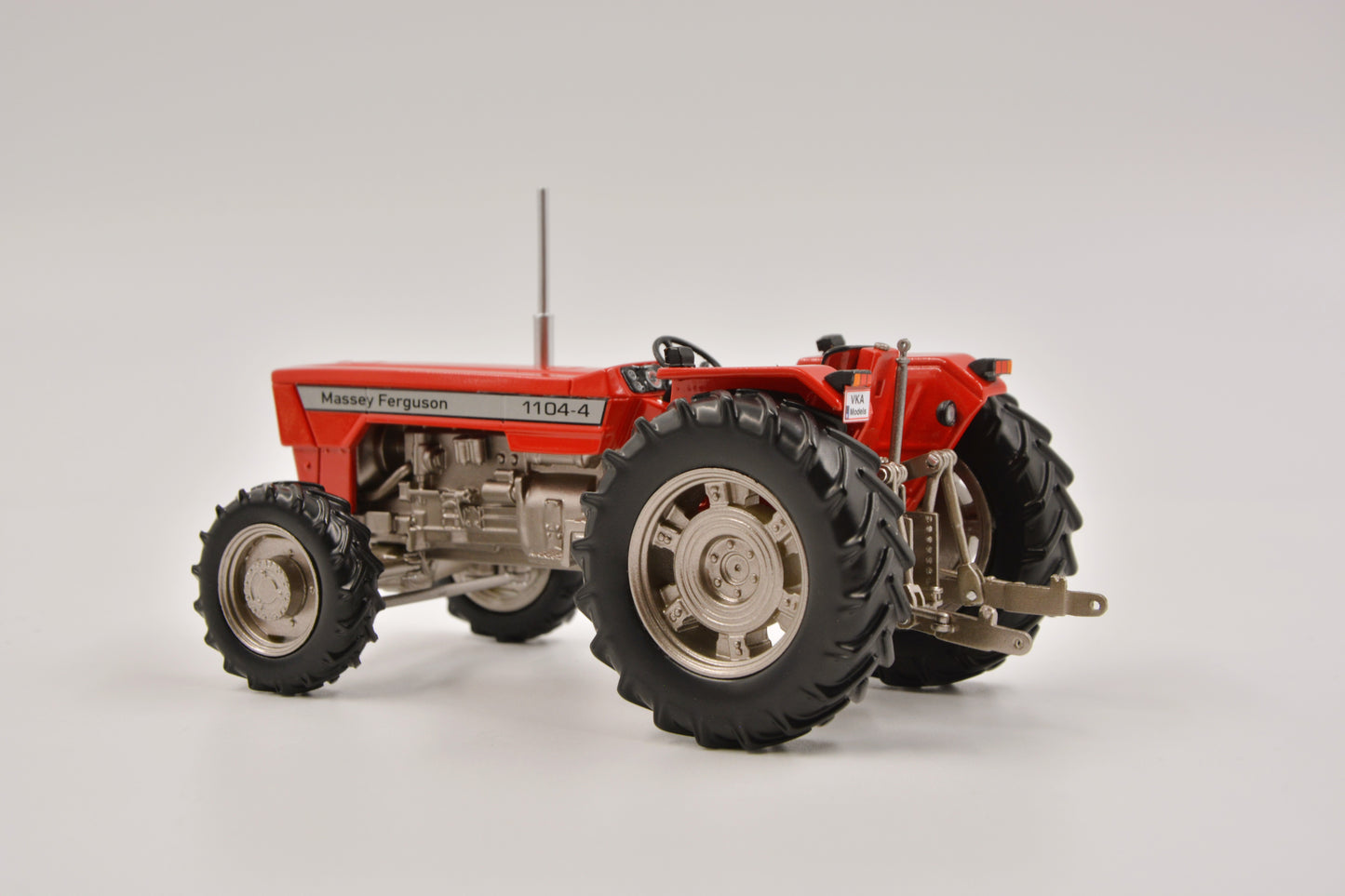 Massey Ferguson 1104-4 Tractor Limited Edition Stunning in 1:32 scale VKA Models PRE ORDER