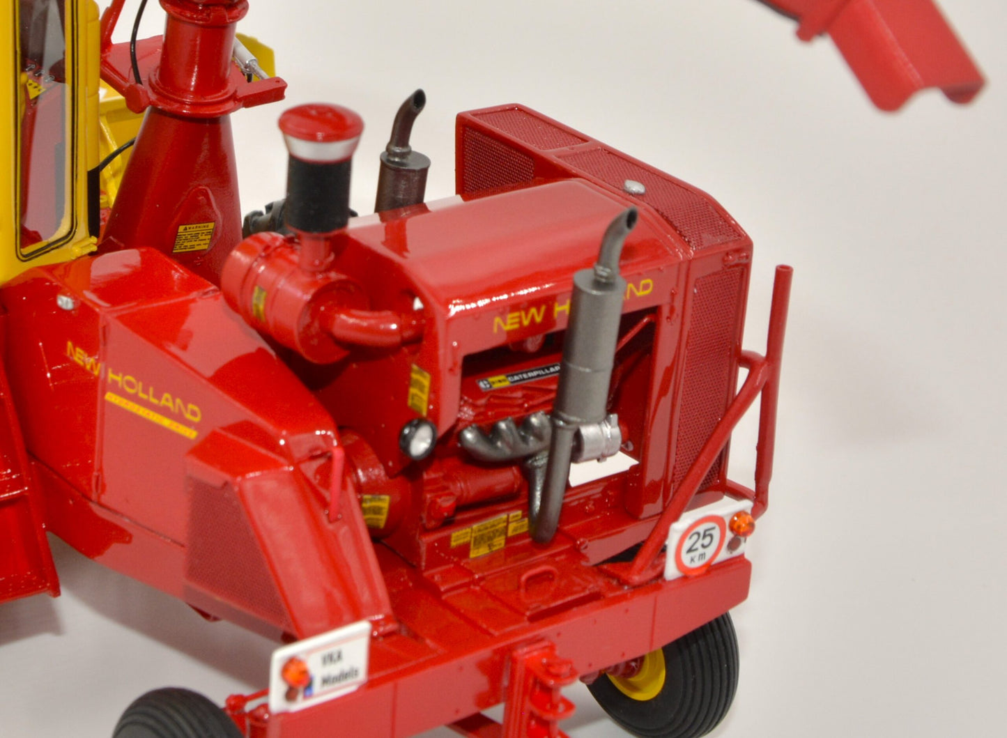 PRE ORDER New Holland 1880 Forage Harvester Limited Edition Stunning in 1:32 scale VKA Models