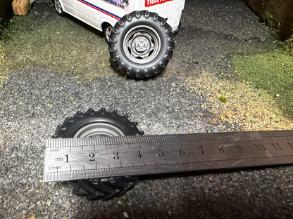 04259 pair of 4wd Tractor Front wheels 45mm x 15mm  Artisan32 farm machinery 1:32 scale