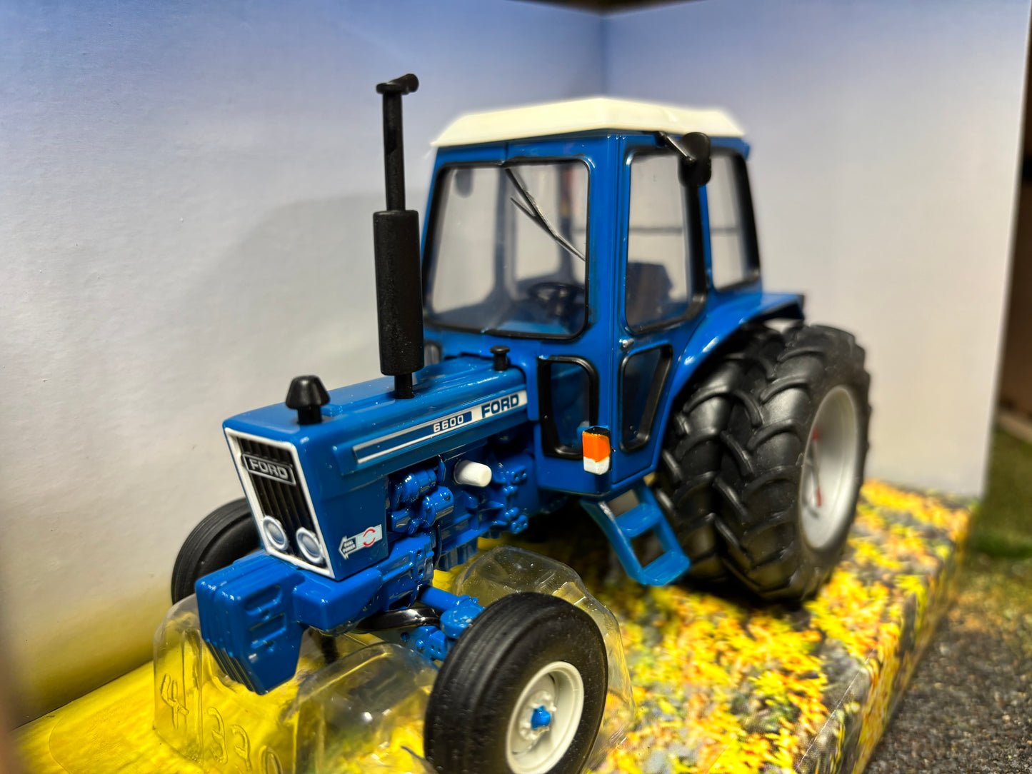 TAB MODELS Britains Ford 6600 rear duals Tractor Conversion 1:32 scale