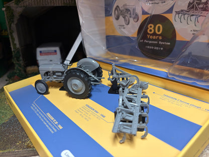 Universal Hobbies Ferguson TE-20 Tractor with Ferguson Plough & Tiller Set UH6238 Limited Edition Obsolete 1:32 Scale