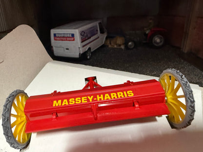 Limited Edition Massey Harris Fertiliser Spreader 1:32 scale boxed Siku