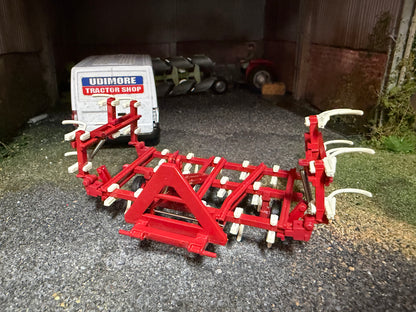 Replicagri International IH Vibrashank 45 Cultivator REP070 1:32 Scale