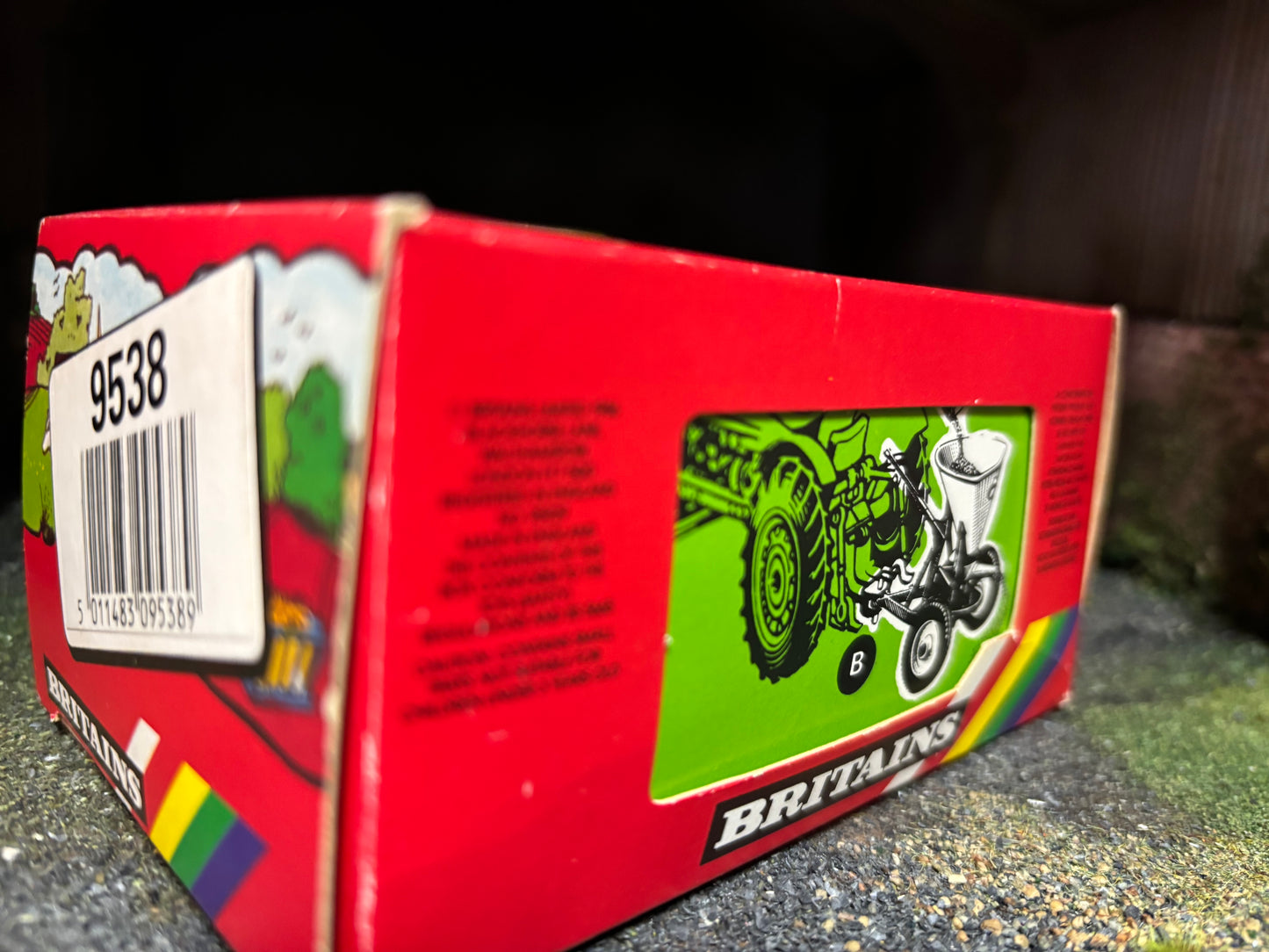 9538 Vintage Britains Vicon Vari Spreader   1:32 scale boxed obsolete