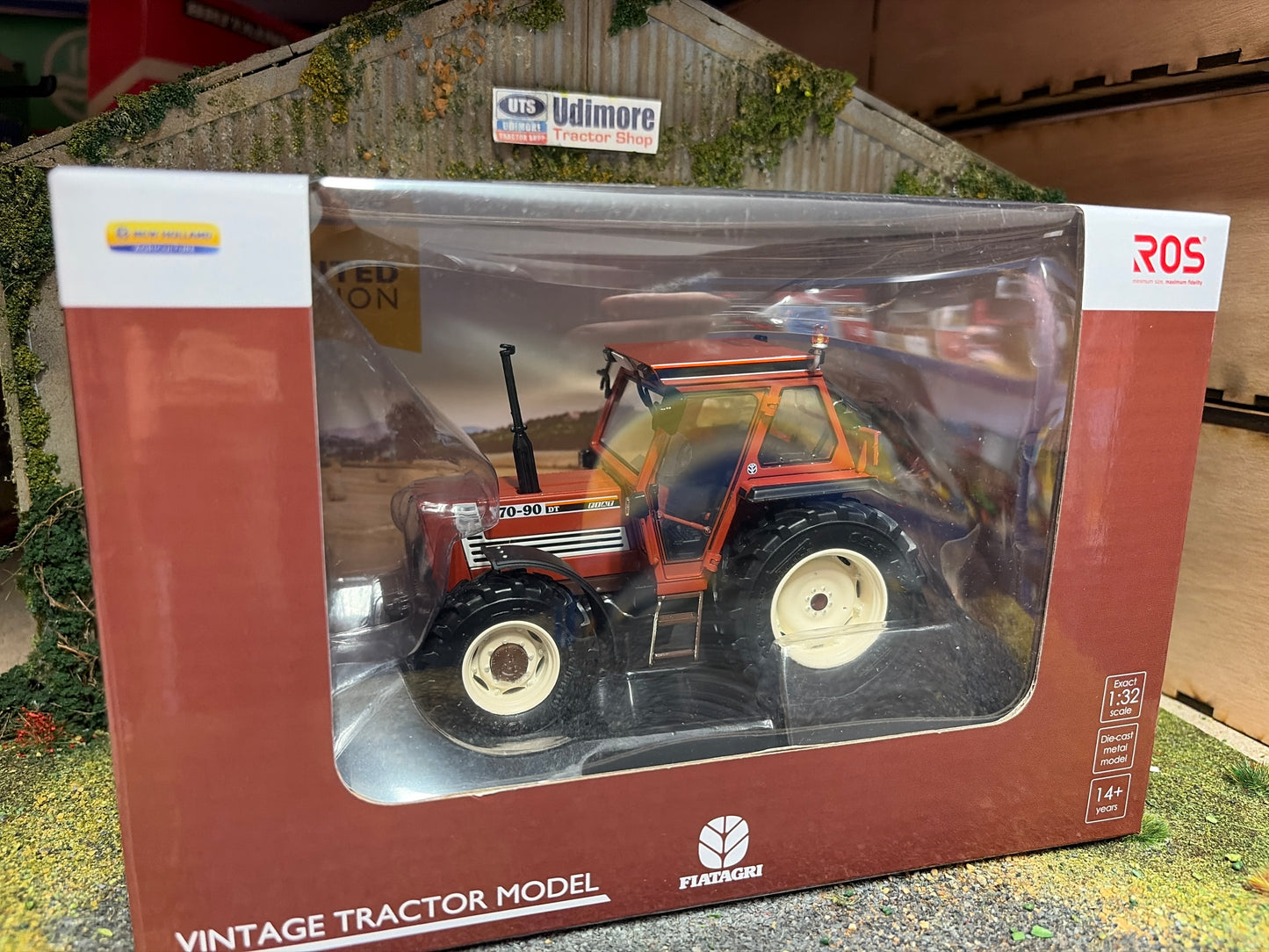 Limited Edition FIat 70-90 Comfort cab 4wd Tractor 1:32 scale Boxed ROS