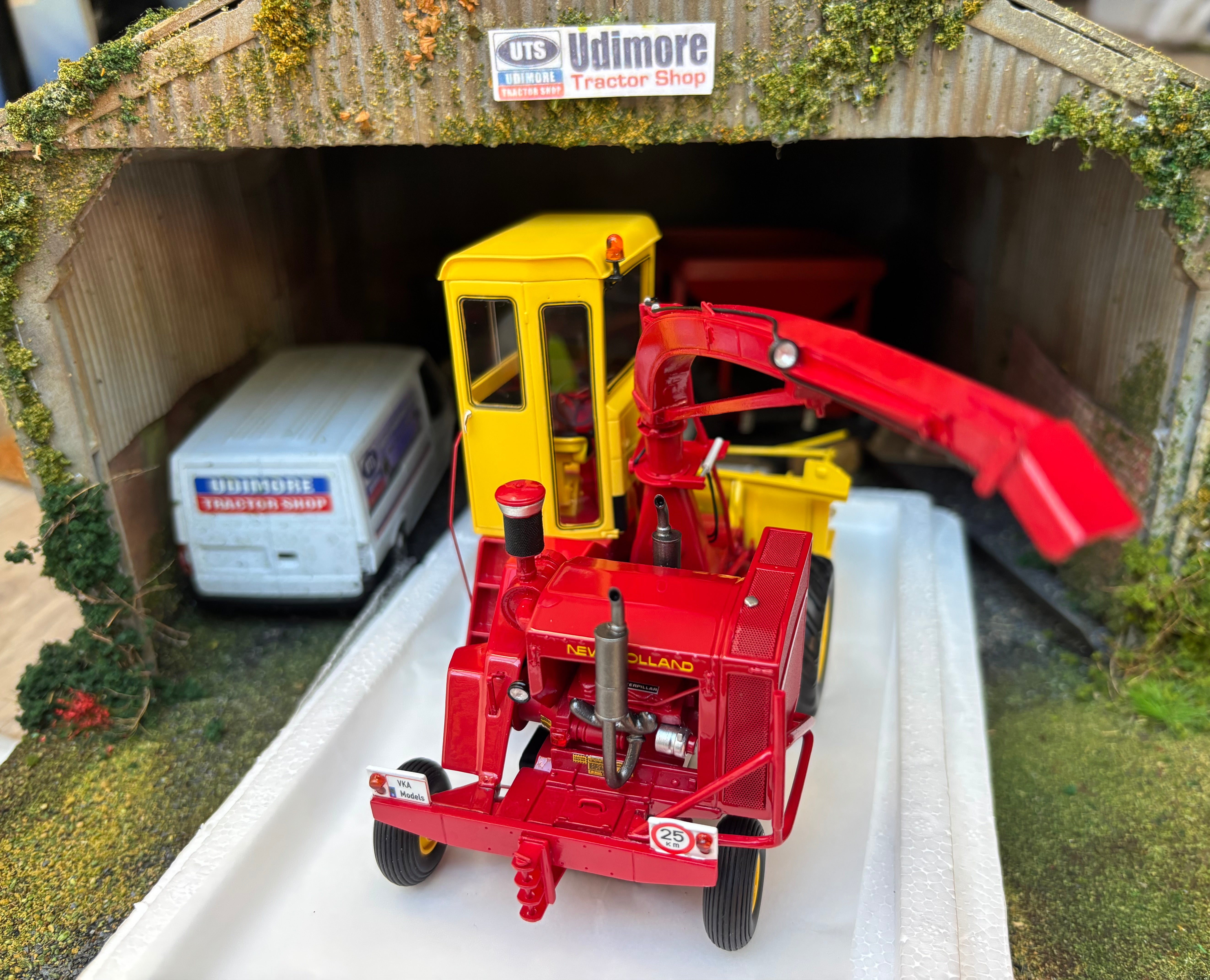【未開封】Farmer's Creation 0093テンパ専用機　海外製 New Holland 1880 Forage Harvester Limited Edition Stunning in 1:32