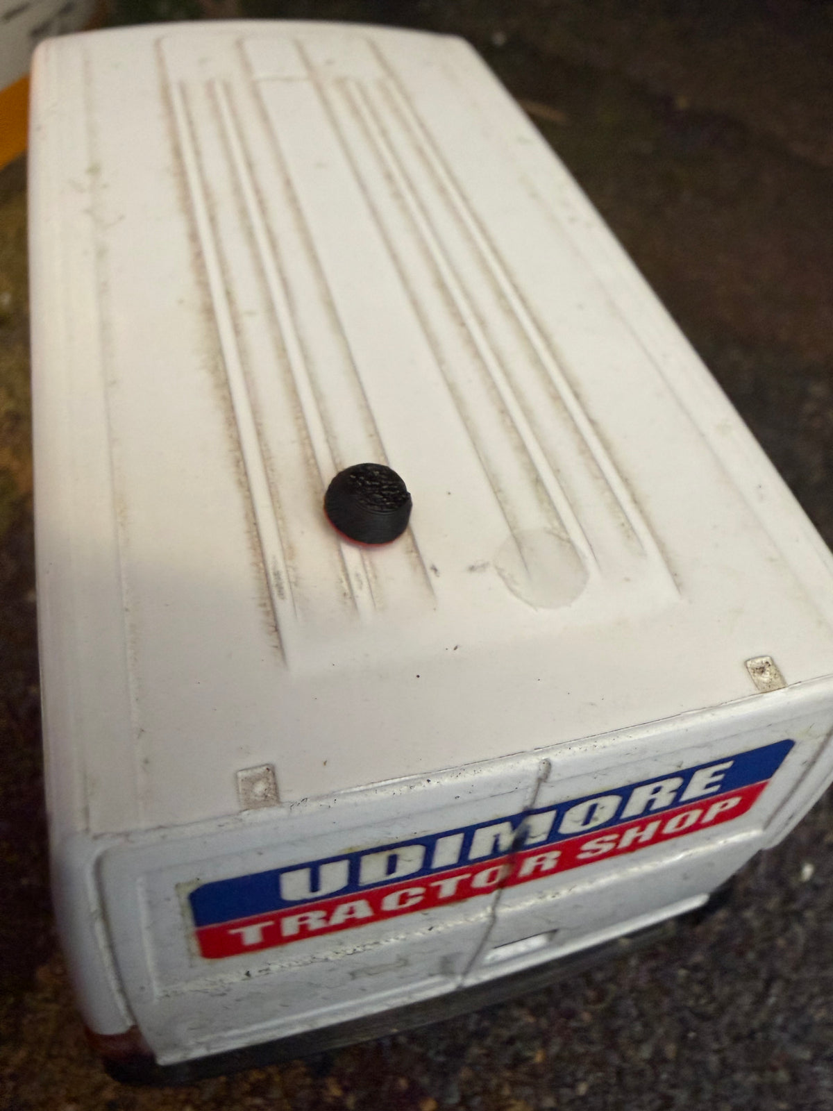 Round Burger-Style Rear Light – Red & Amber – 5mm – 1:32 Scale