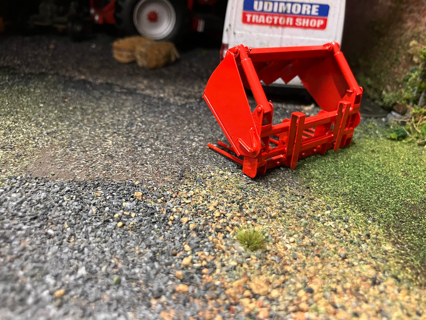 BRASS Scratchbuilt Shear Grab Block Cutter 2 ram version  1:32 scale Handbuilt Perfect 32 loader