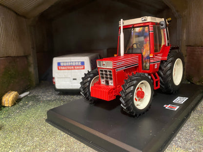 REP062 Replicagri International 856XL tractor 1:32 scale Boxed