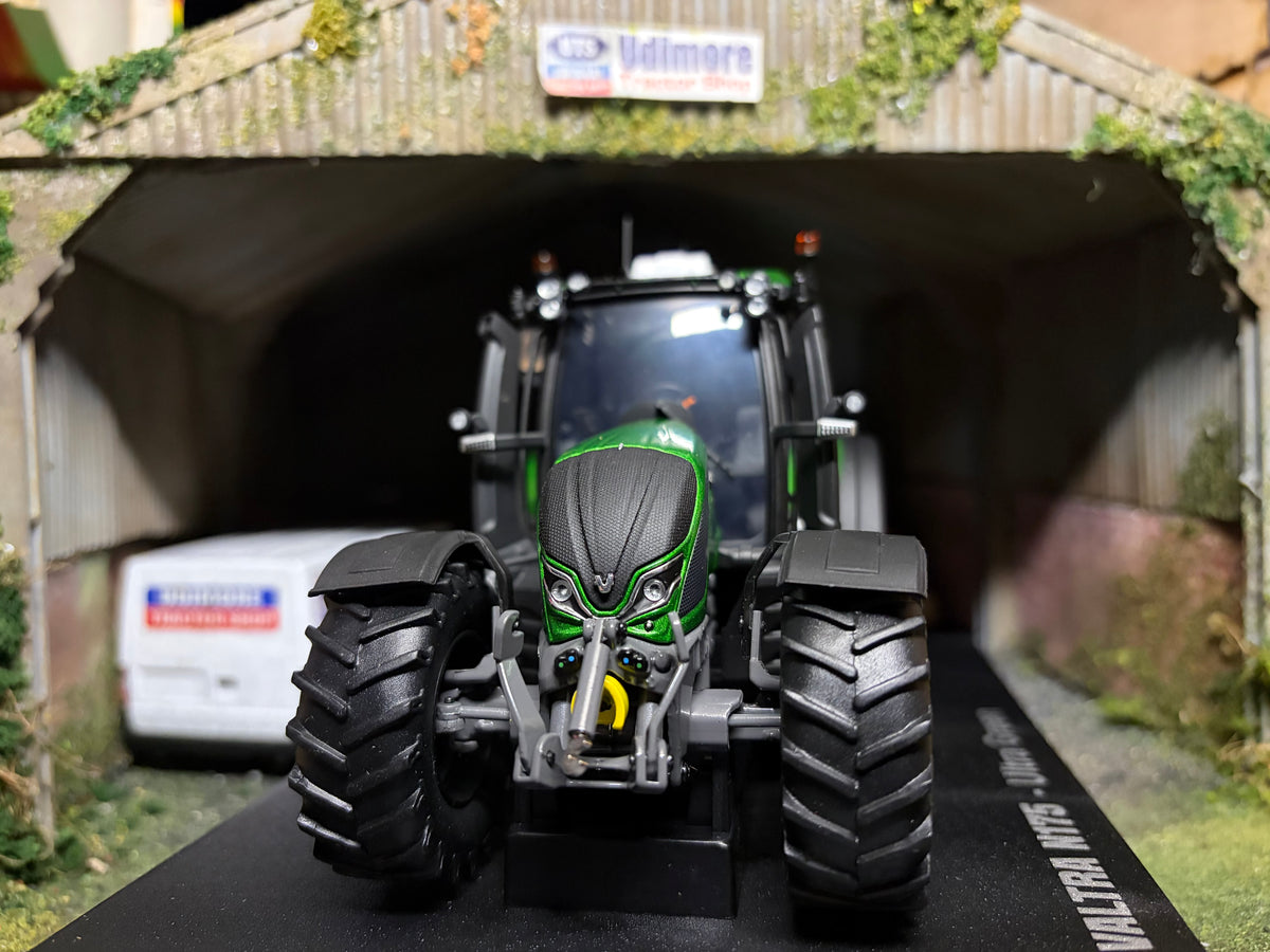 Universal Hobbies Valtra N175 Ultra Green Tractor UH7236 Limited Edition 750 Pieces 1:32 Scale
