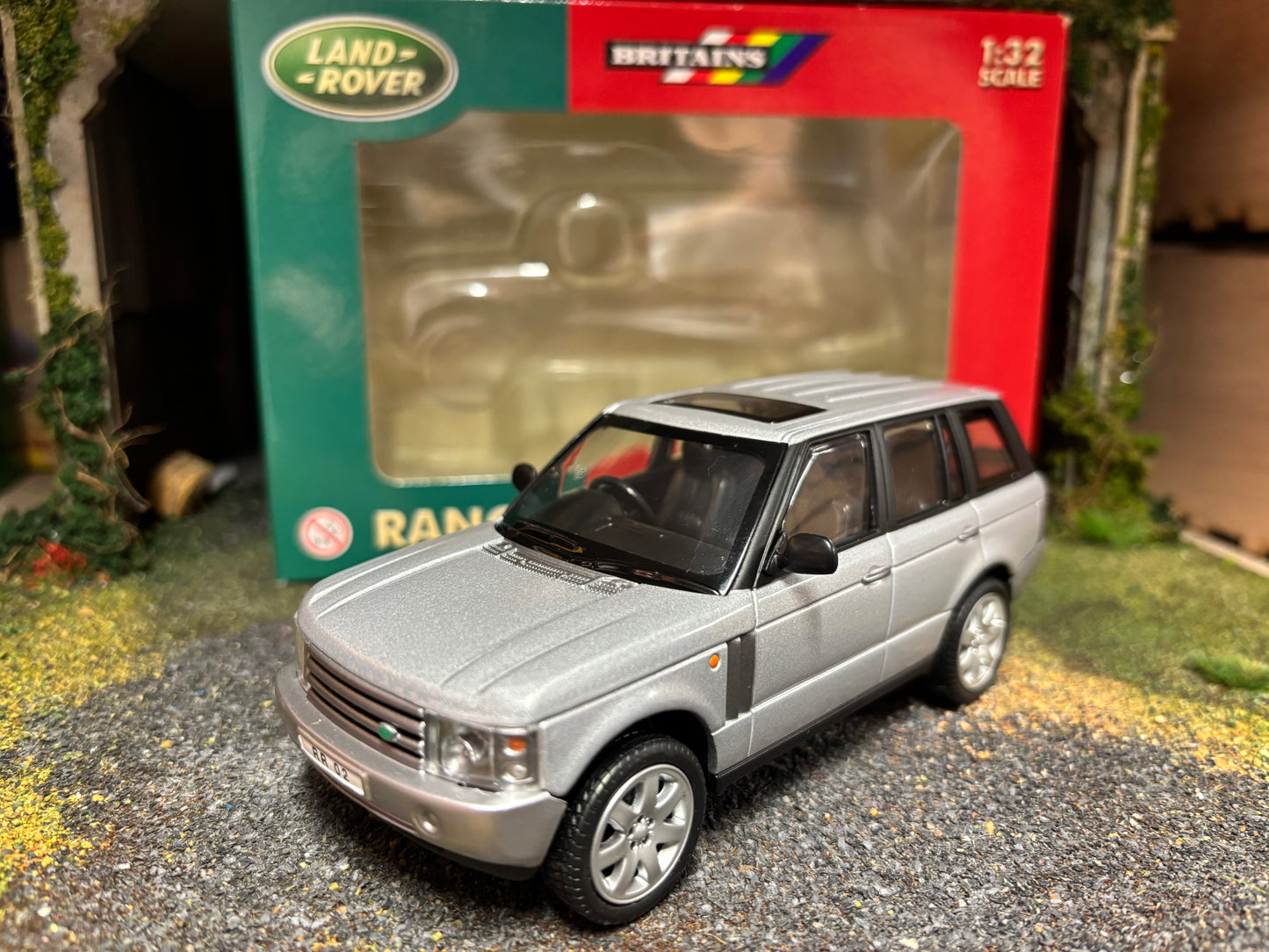 40603 Vintage Britains Range Rover 1:32 scale obsolete