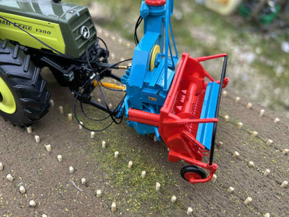 PRE ORDER Mengele SH 30H Trailed Forage Harvester Grass Pick up header Scratch built COLLECTION ONLY 1:32 scale