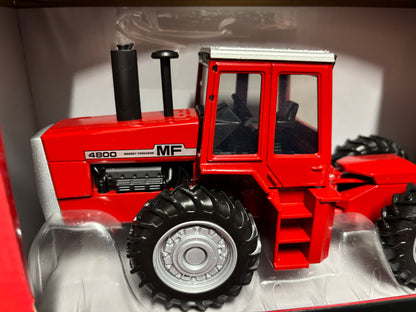Massey Ferguson 4800 Prestige Tractor 1:32 scale ERTL 16444