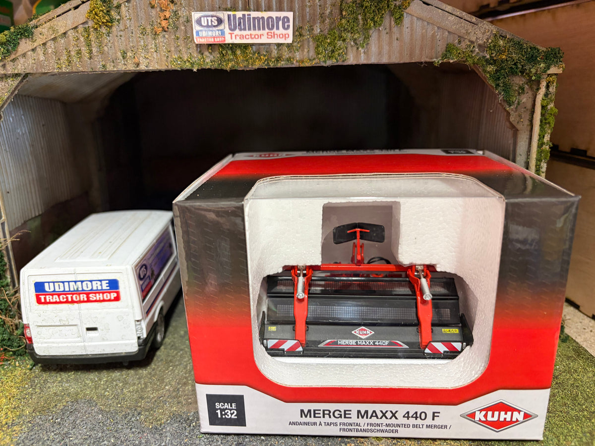 REDUCED Kuhn Merge Maxx 440 F Front Belt Merger 1:32 Scale Boxed ROS 60256.4