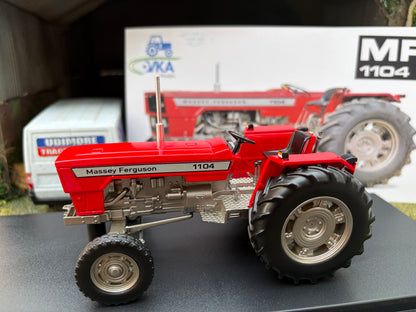Massey Ferguson 1104 Tractor Limited Edition Stunning in 1:32 scale VKA Models