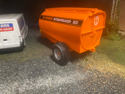 Scratch built Howard 250 mk 2  Rotaspreader scale 1:32 scale 2nd VERSION Manure muck