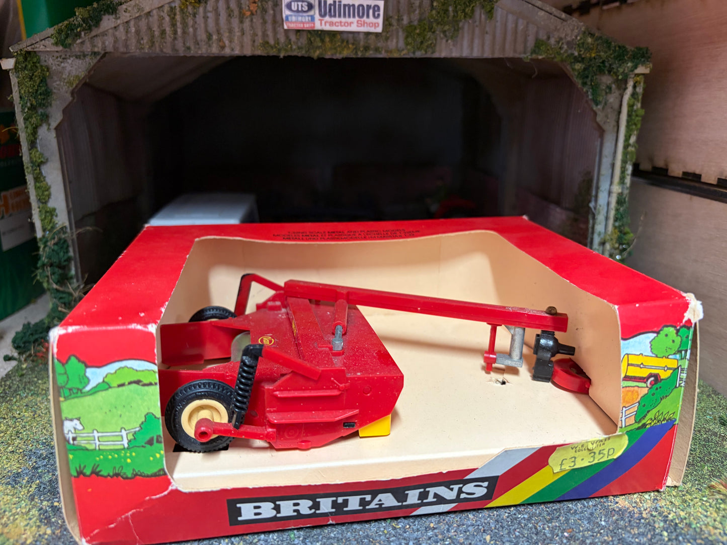Vintage Britains Vicon Grass Mower 9531 Rainbow Box Obsolete 1:32 Scale