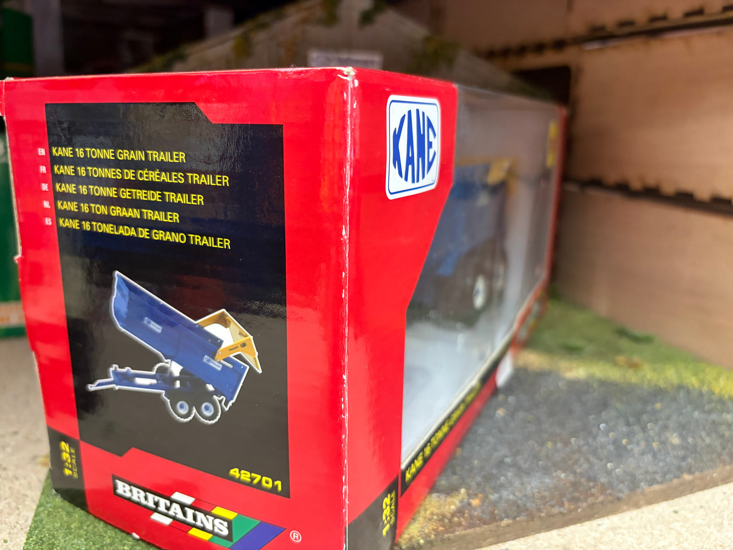 42701 Britains Kane Grain Trailer 1:32 Scale Boxed Obsolete Vintage
