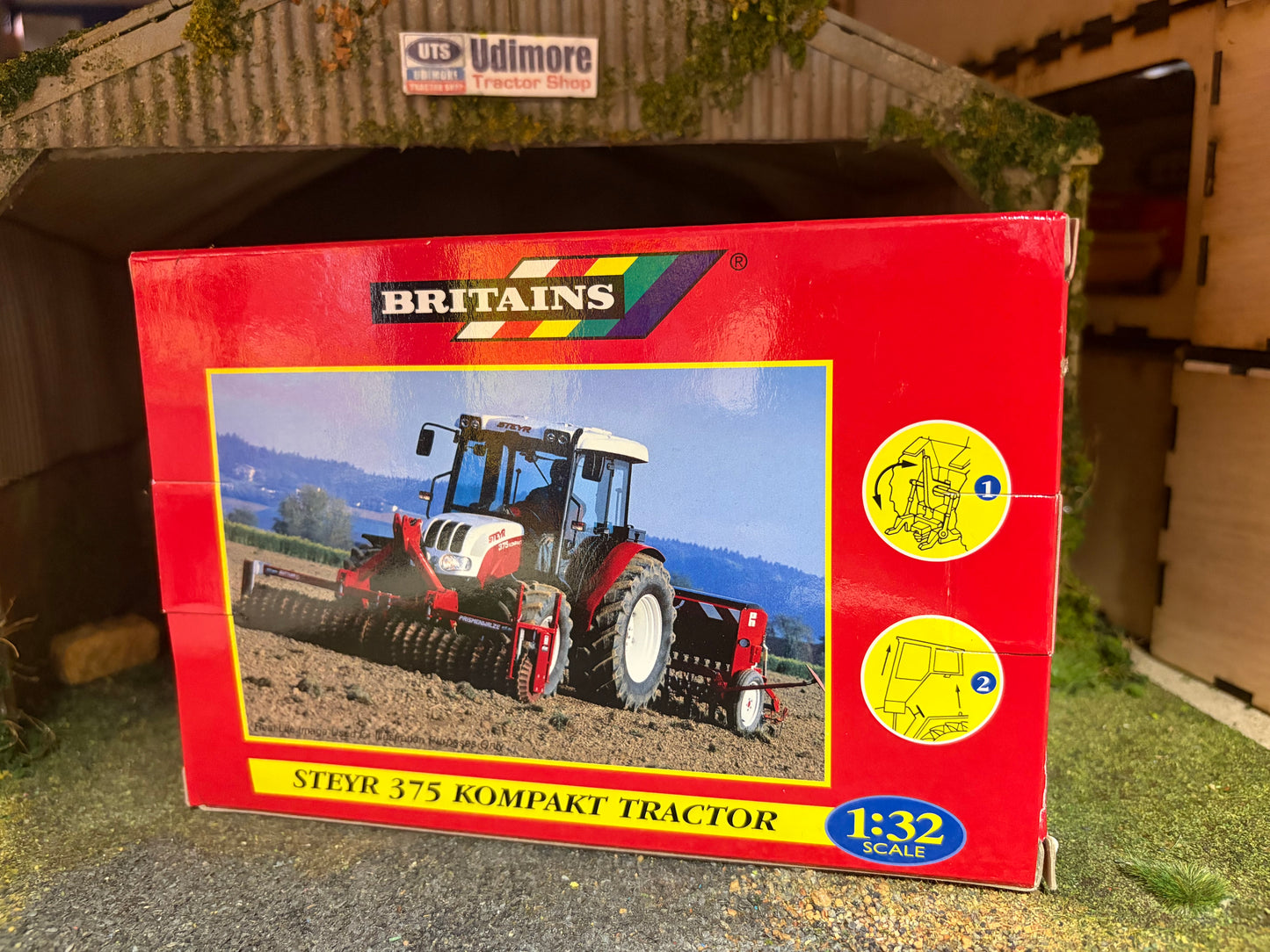 Vintage Britains Steyr 375 Kompakt Tractor 42023 Original Dealer Box Obsolete 1:32 Scale