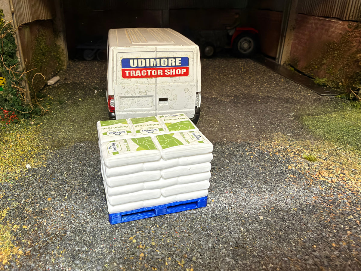 Pallet of Fane Valley Animal Feed Bags – 50kg Sacks – 1:32 Scale