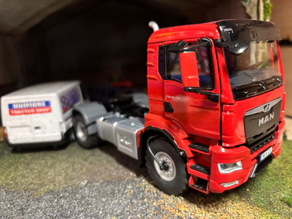 Wiking MAN TGS 18.510 4 x 4 2 axle Truck Lorry RED 1:32 scale Boxed