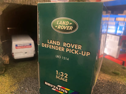 Britains Land rover Defender Pick up 1:32 scale  obsolete 40920
