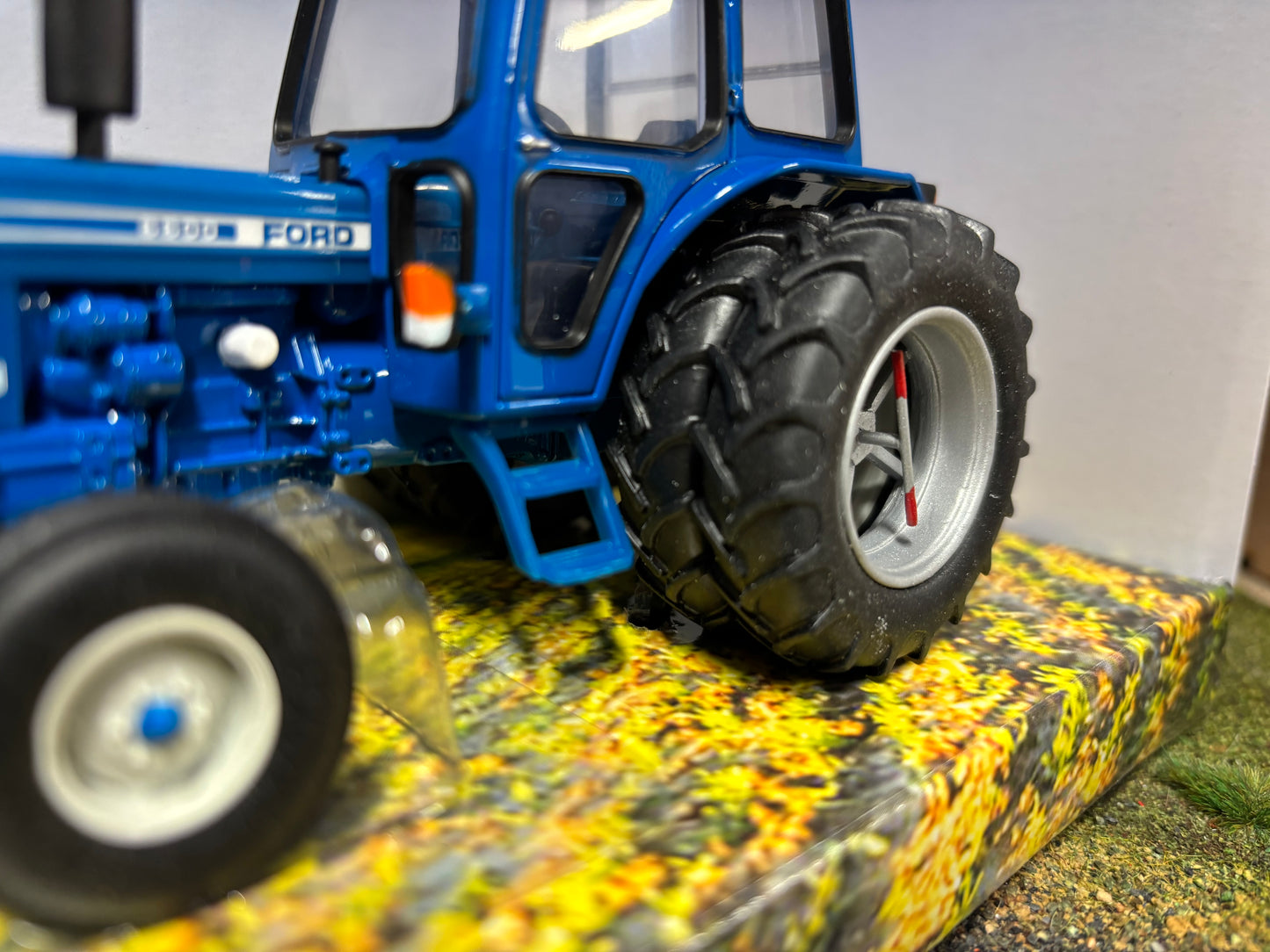TAB MODELS Britains Ford 6600 rear duals Tractor Conversion 1:32 scale