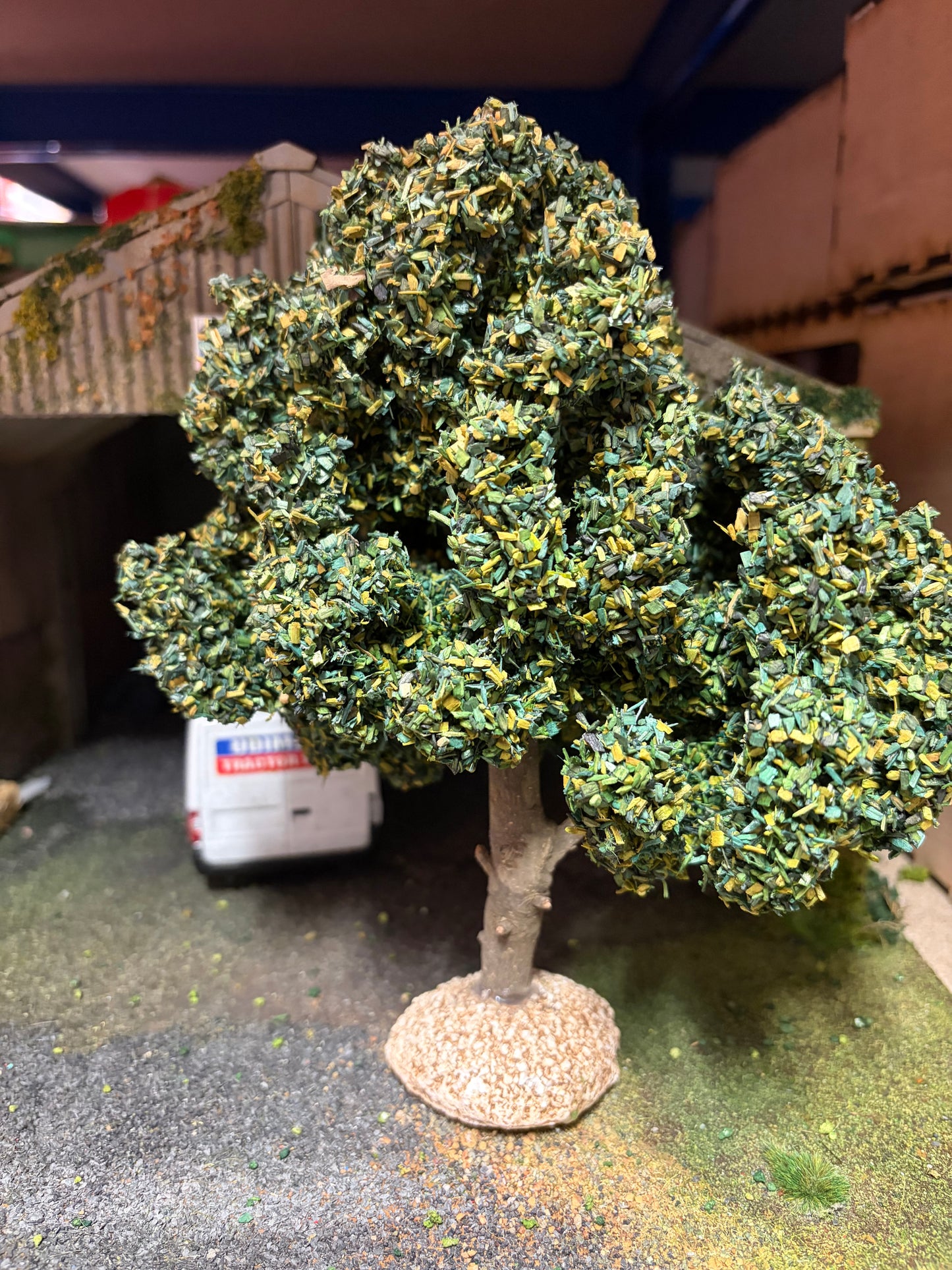 05619 Hand Made Tree 18cm Artisan32 1:32 scale diorama