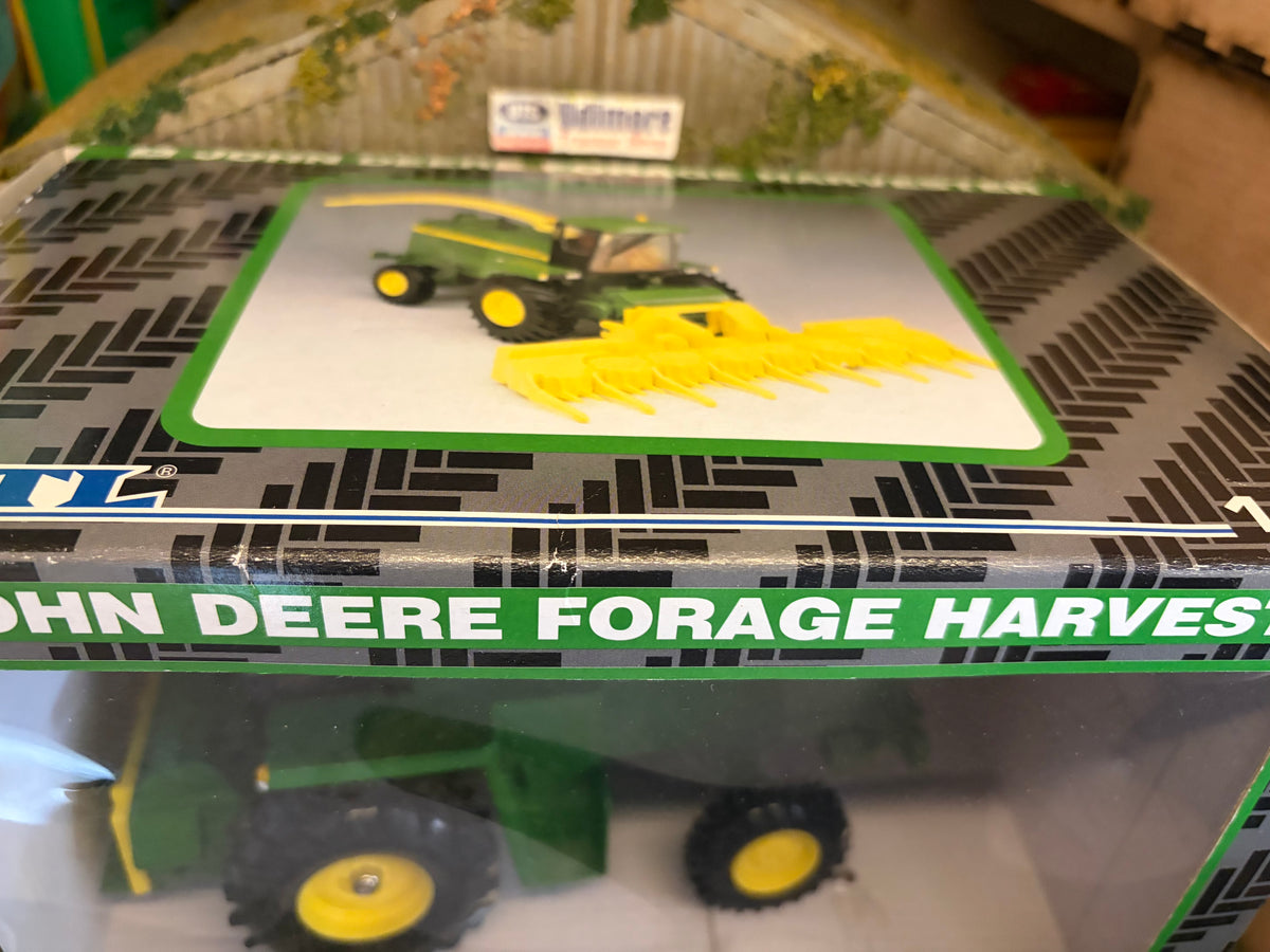 RARE ERTL John Deere 6850 Forage Harvester – 1:32 Scale Boxed Complete – No. 5129