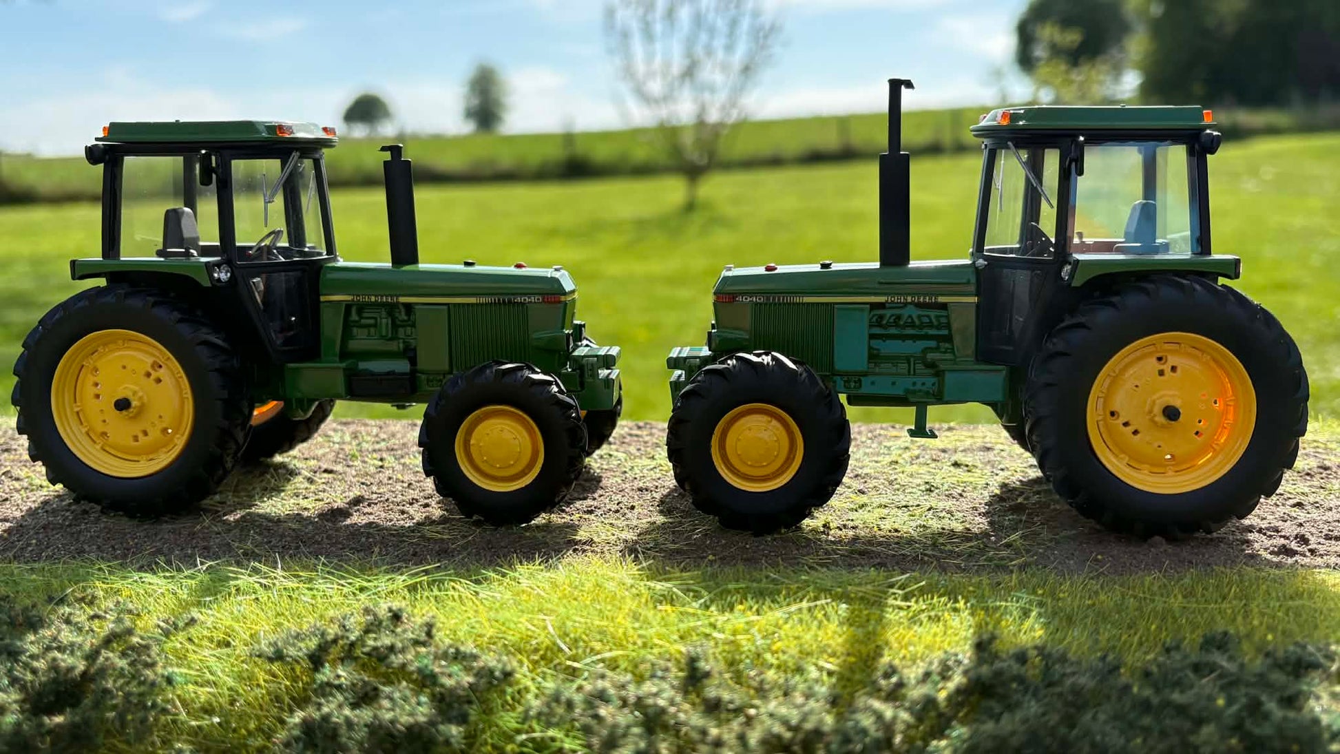 Two John Deere 4040 4WD Mk 2 model tractors, UK spec, scratch-built, 1:32 scale by MAP Miniagripassion