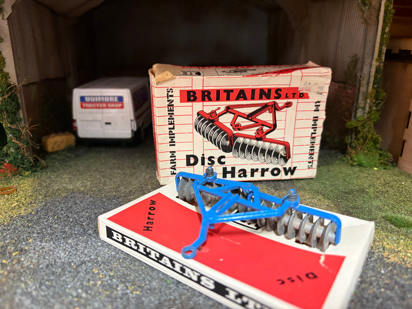 Vintage Britains Blue Disc harrow First Edition 1:32 Scale Boxed Obsolete - 9534