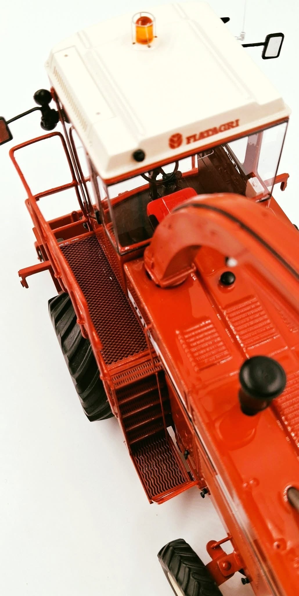 Pre Order FIATAGRI 7715 Heeston Forage Harvester Limited Edition Stunning in 1:32 scale VKA Models