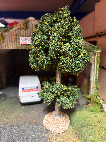 05635 Hand Made Elm Tree 18cm Artisan32 1:32 scale diorama