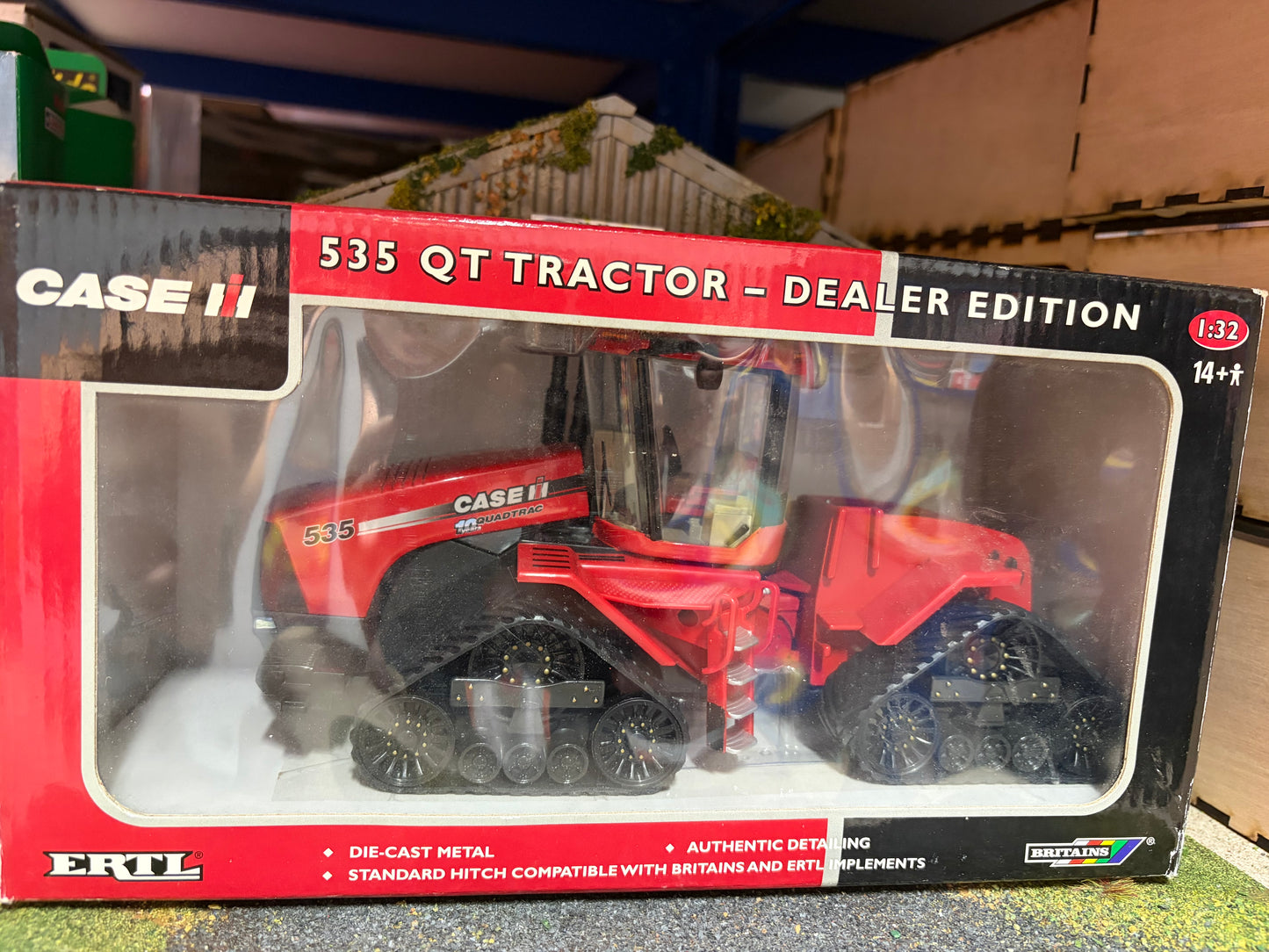 Vintage Britains CASE 535 QT Quadtrac Dealer Edition 14540 Original Box Obsolete Rare 1:32 Scale