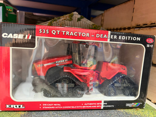 Vintage Britains CASE 535 QT Quadtrac Dealer Edition 14540 Original Box Obsolete Rare 1:32 Scale