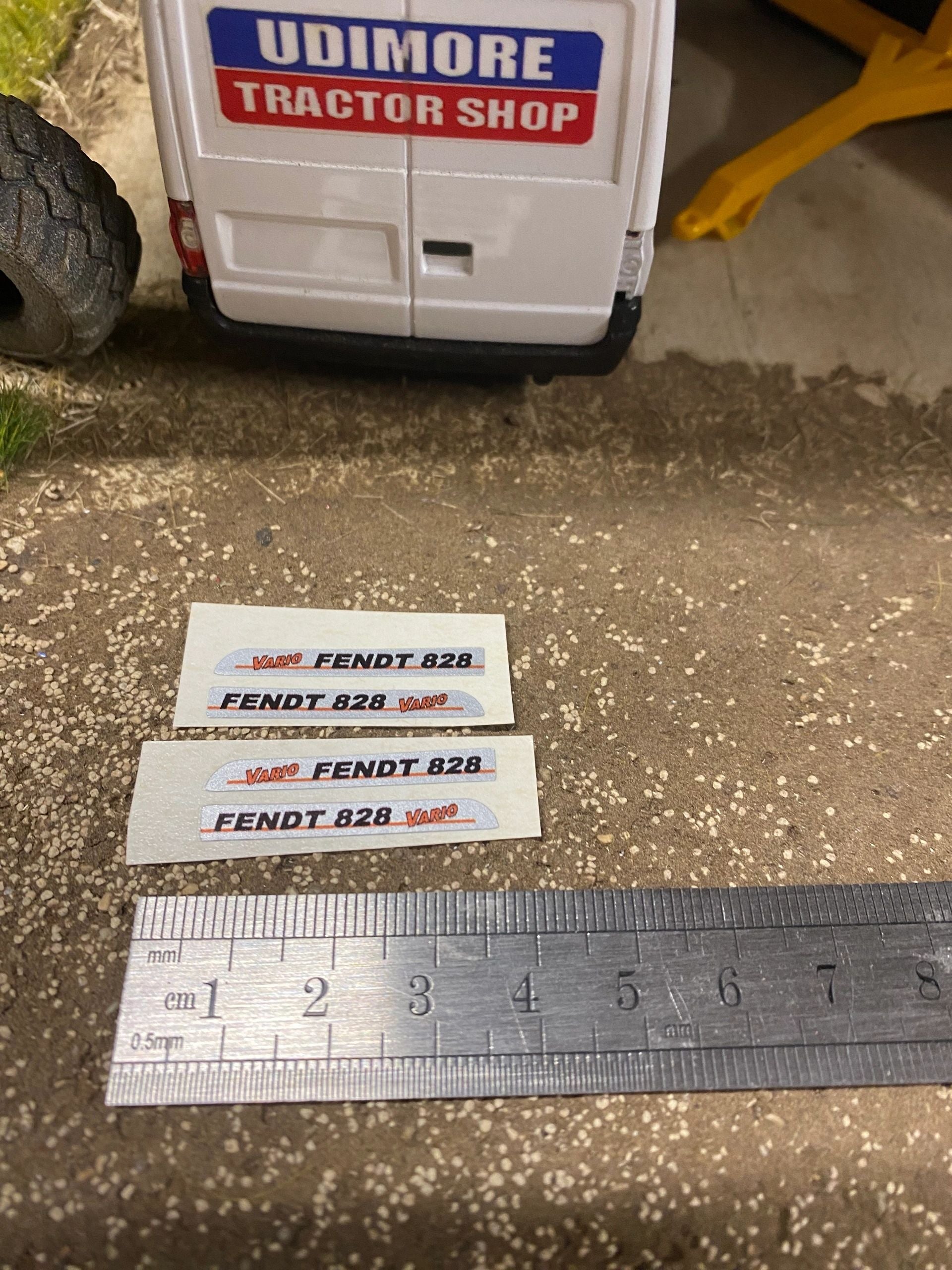 Fendt 828 Tractor silver black red decals Professional pre cut High quality vinyl farm machinery decals 1:32 scale Image 3