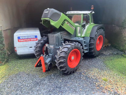 Fendt 930 Tractor 1:32 scale boxed Siku 3254 Image 3