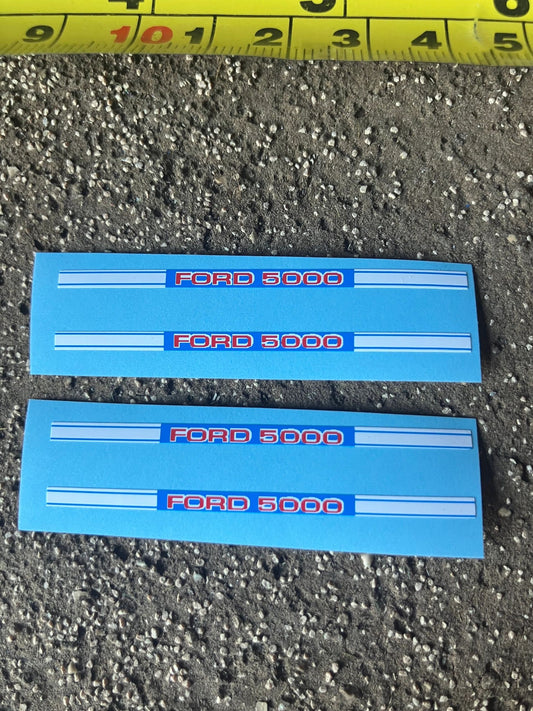 Ford 5000 Tractor Pre cut Professional High quality vinyl 4 x bonnet decals farm machinery Britains decals. 1:32 scale Image