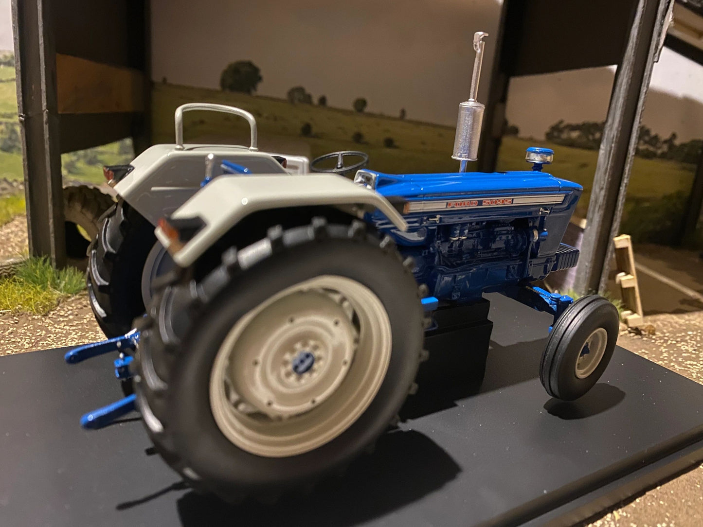 Ford 5095 2wd Tractor Limited Edition Stunning in 1:32 scale VKA Models Image 7