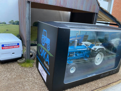 Ford 7400 2wd Tractor Limited Edition Stunning in 1:32 scale VKA Models Image 3