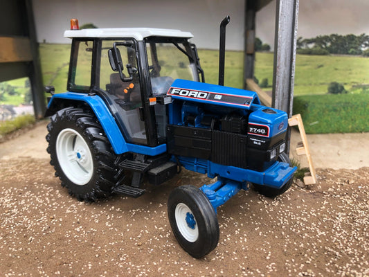 Ford 7740 SLE 2wd tractor conversion White roof 1:32 scale Farm model Image