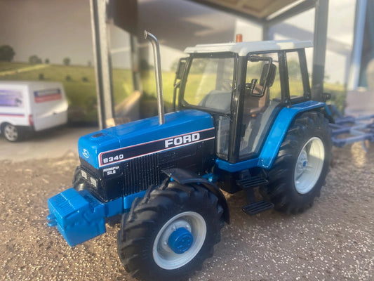 Ford 8340 Tractor Chrome Exhaust Straight pipe White Roof BIG wheels Tractor Conversion 1:32 scale