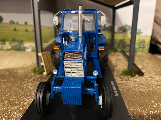 Ford 9600 2wd Tractor Limited Edition Stunning in 1:32 scale VKA Models Image 2